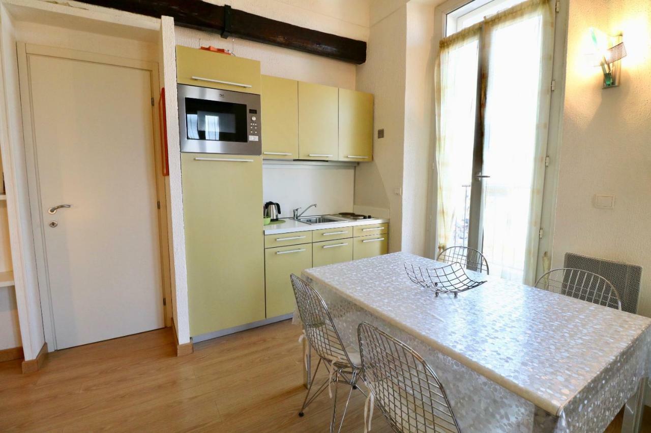 1 Bedroom Suquet, 6 Min From The Palais, Balcony & Port View 220 Apartamento Cannes